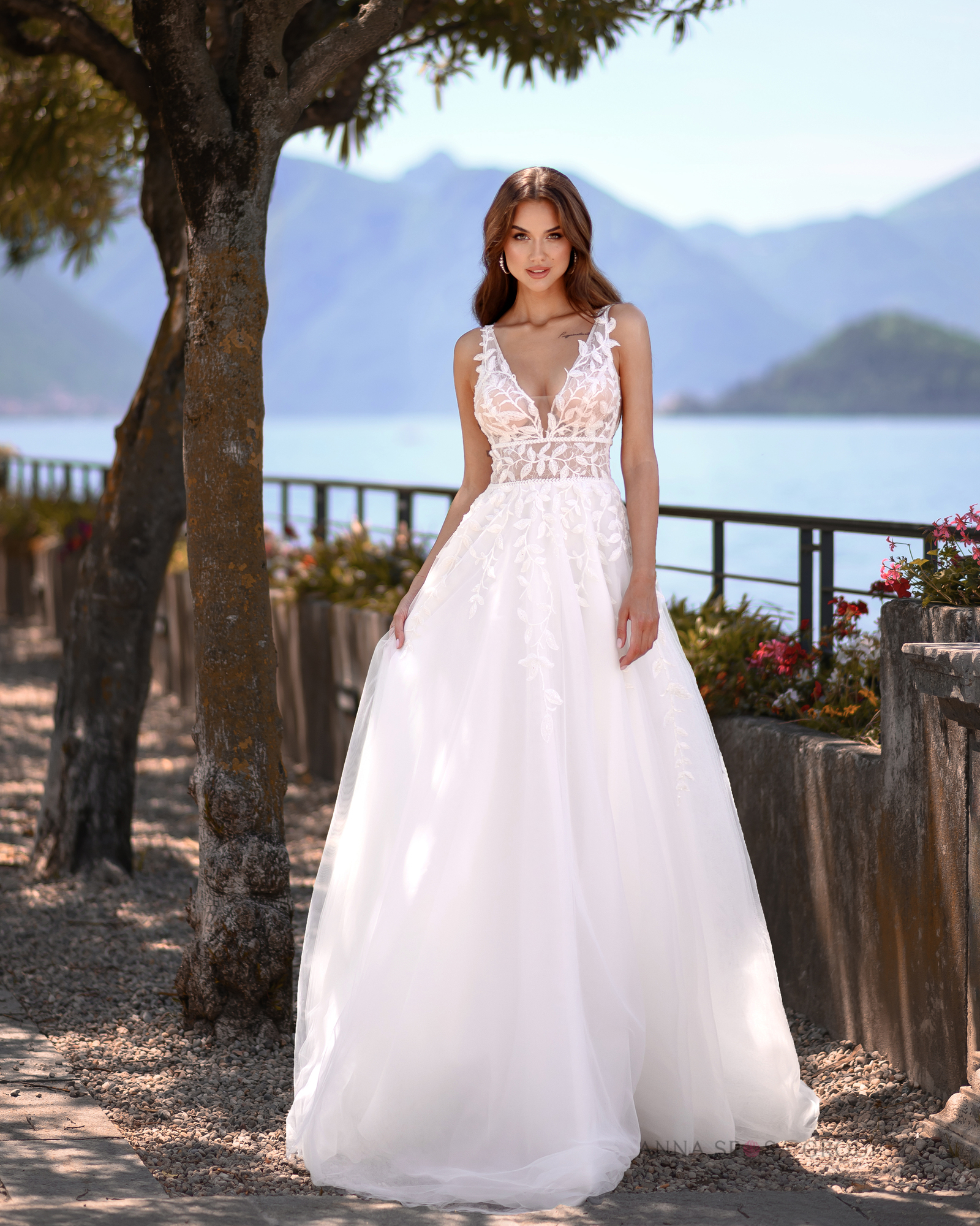 Tulle - Boho A-Line V Neckline Wedding Dress With Shoulder Train